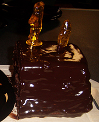 Рецепт шоколадного кекса с миндальными палочками