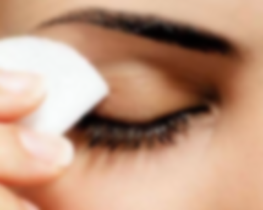 Средство для снятия макияжа с глаз для чувствительной кожи