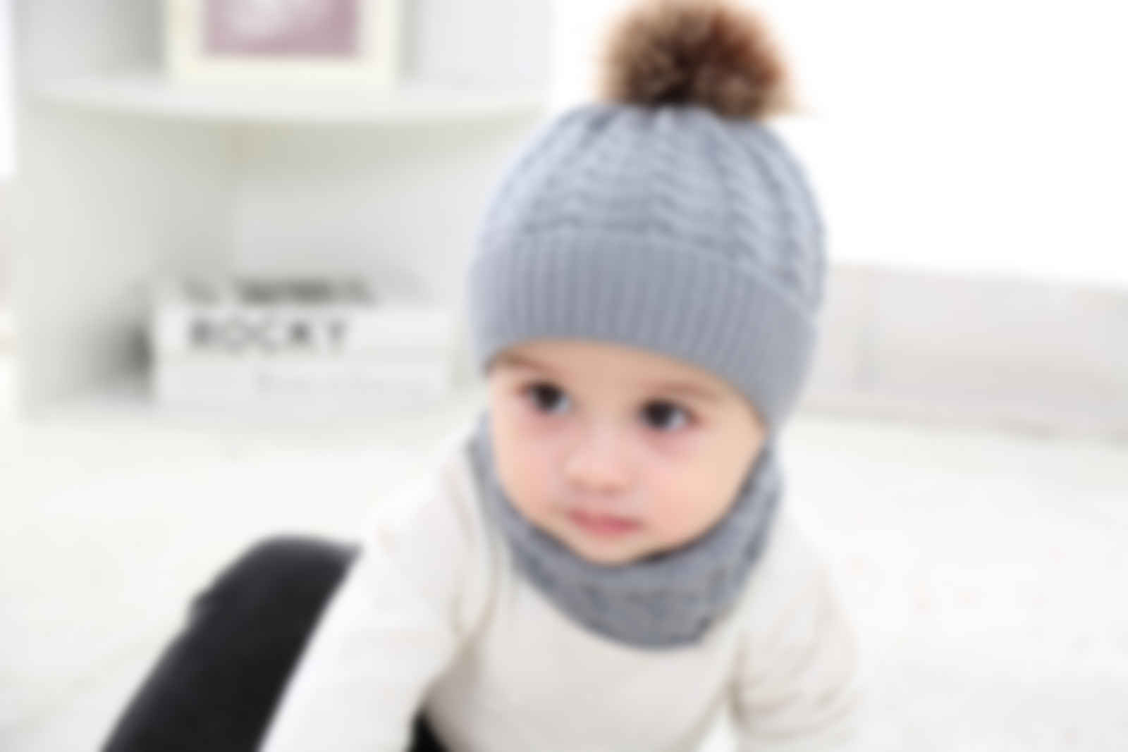 Вязаная шапка для ребенка 2 года