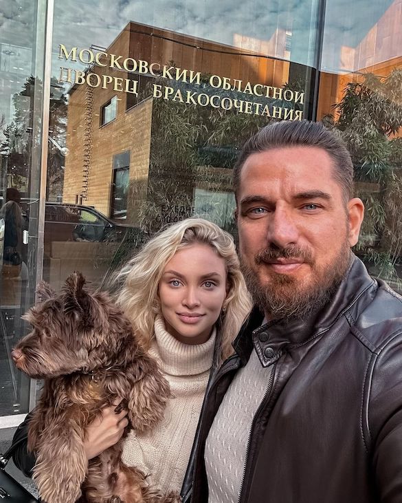 Курбан Омаров и Валерия. Фото: соцсети / @zimamoscow