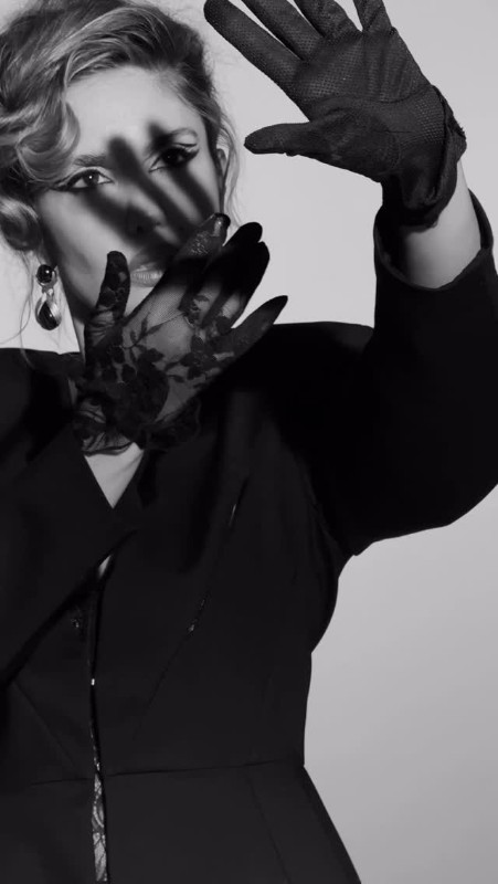 Агата Муцениеце. Фото: соцсети/@agataagata