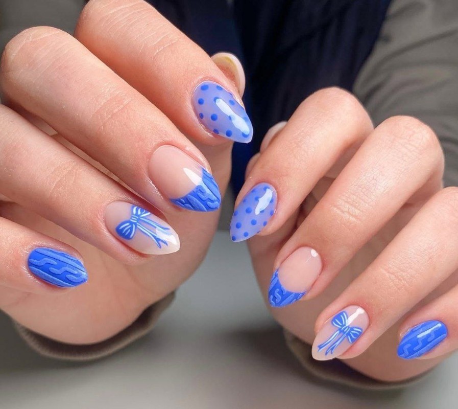 Фото: соцсети / @nailsbyashlyn_