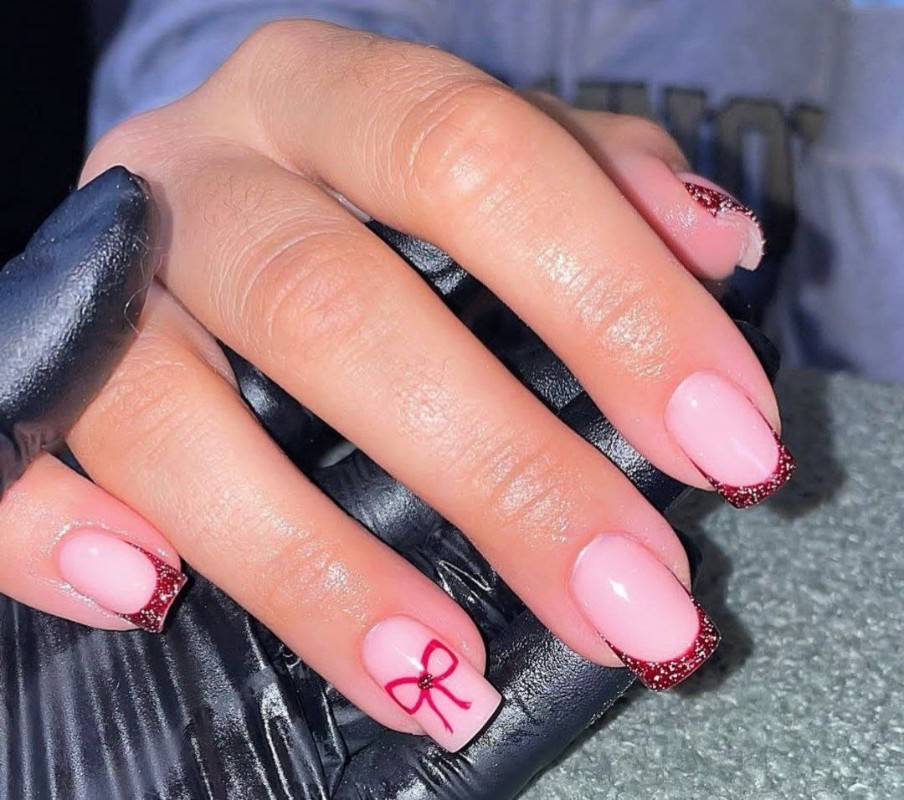 Фото: соцсети / @nails.by.iz_