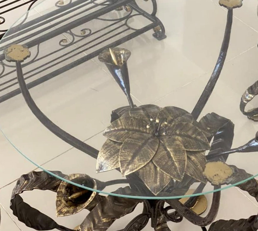 Фото: соцсети / @elit_mebel_k_premium