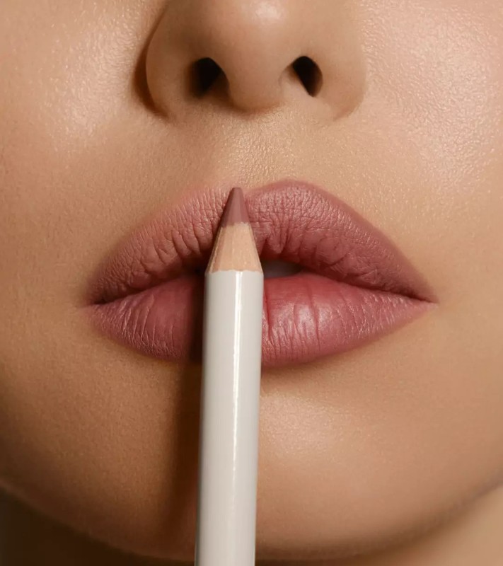 Фото: архивы пресс-службы SHIK Cosmetics. Карандаш для губ SHIKstudio