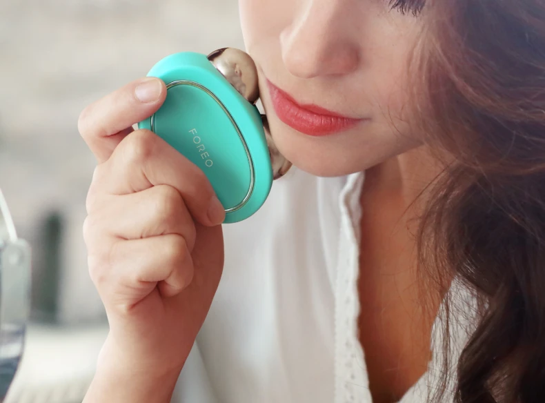 Фото: архивы пресс-службы Foreo. Микротоки для лица BEAR 2 