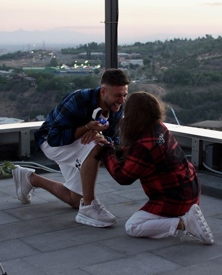 Мари Краймбрери и Дава. Фото: соцсети/@marikraimbrery