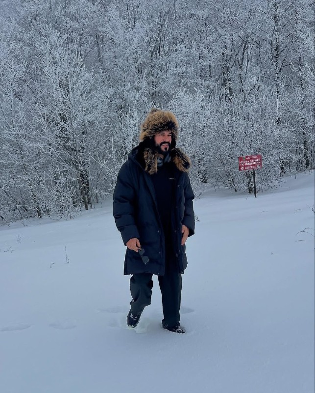 Бурак Озчивит. Фото: соцсети / @burakozcivit