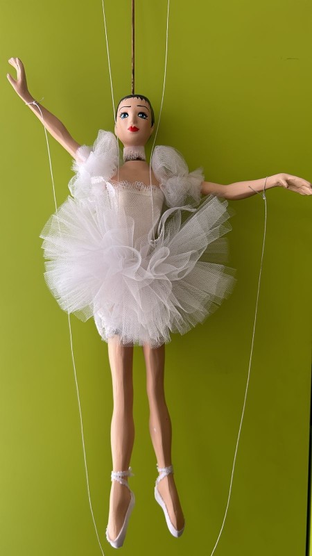 Марионетка-балерина. Прага, Чехия. Фото: Юлия Крышевич