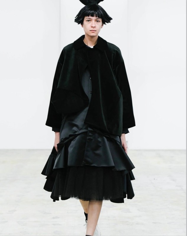 Фото: архив бренда Comme des Garcons/ соцсети @commedesgarcons