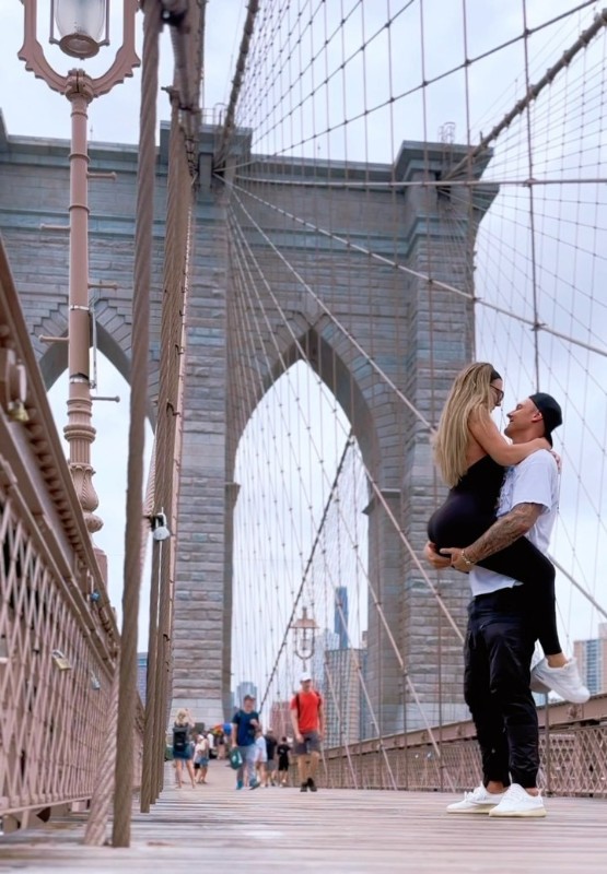 Анна Седокова и Янис Тимма. Фото: соцсети/@annasedokova