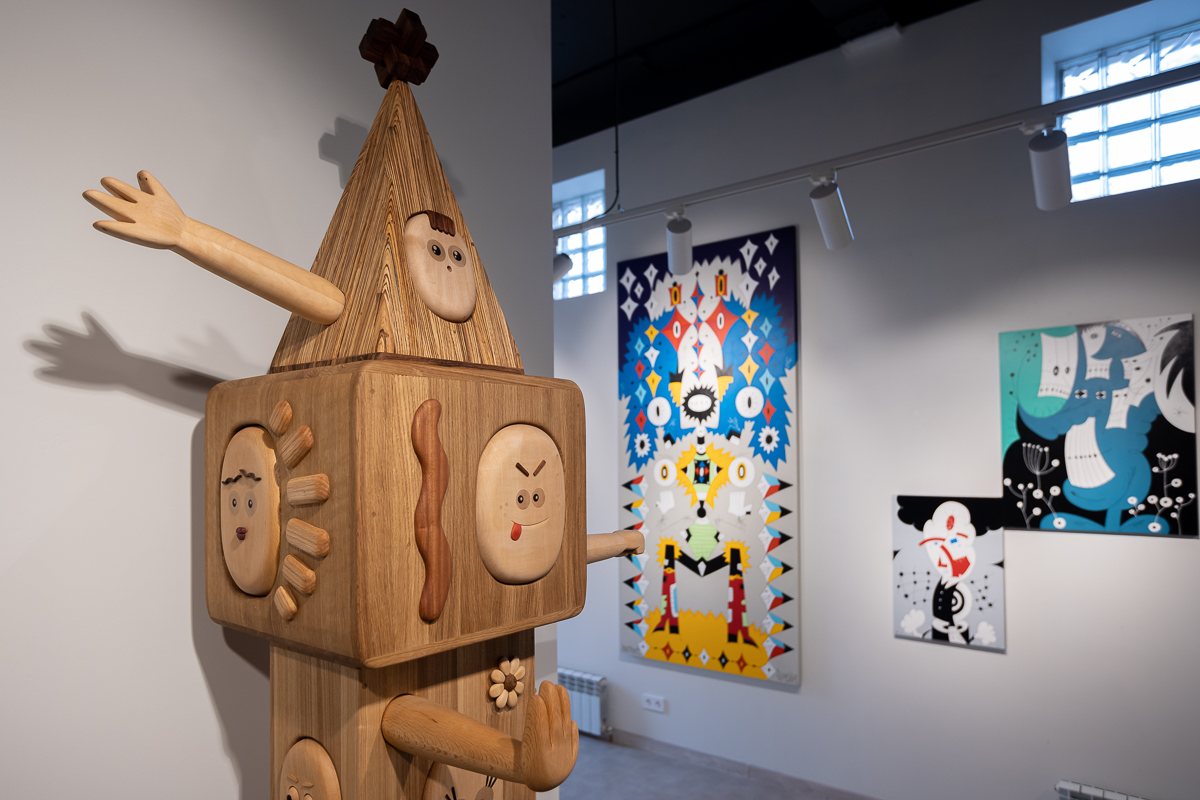 Фото Сергея Елагина с экспозиции III &#34;Перкиннале&#34; современного искусства. Предоставлено пресс-службой галереи &#34;Бизон&#34;