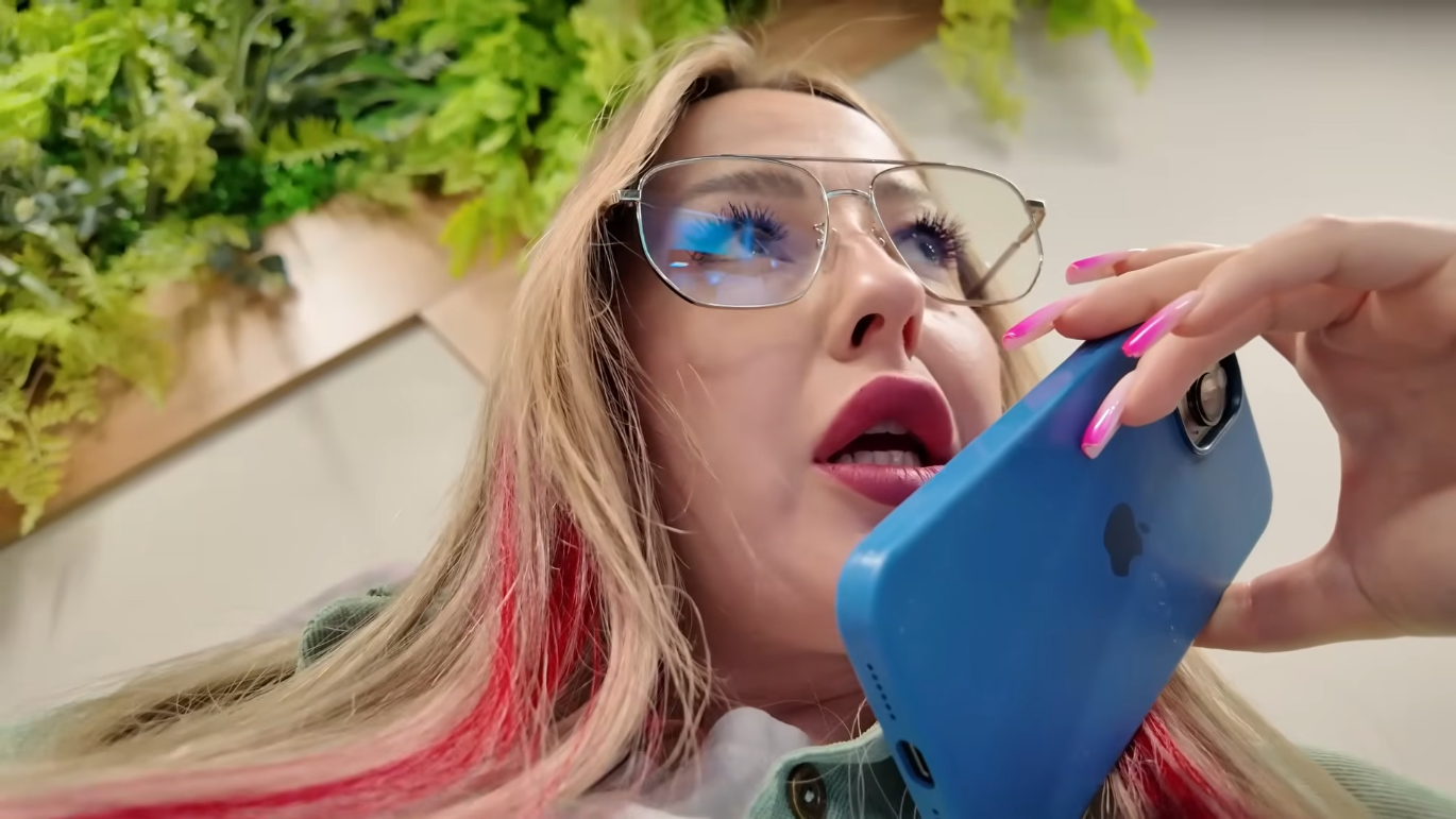 Марина Ильина. Фото: YouTube / @HeadSuperstar