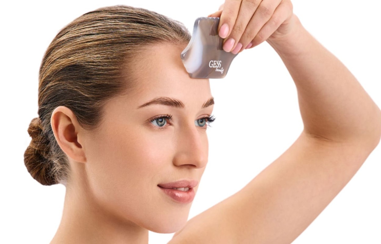 Фото: архивы пресс-службы GESS. Скребок гуаша Liyan из натурального агата