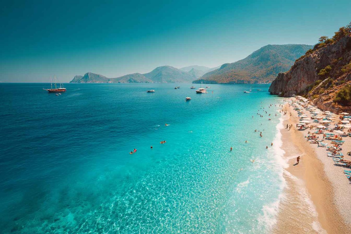 Изображение сгенерировано при помощи нейросети Midjourney