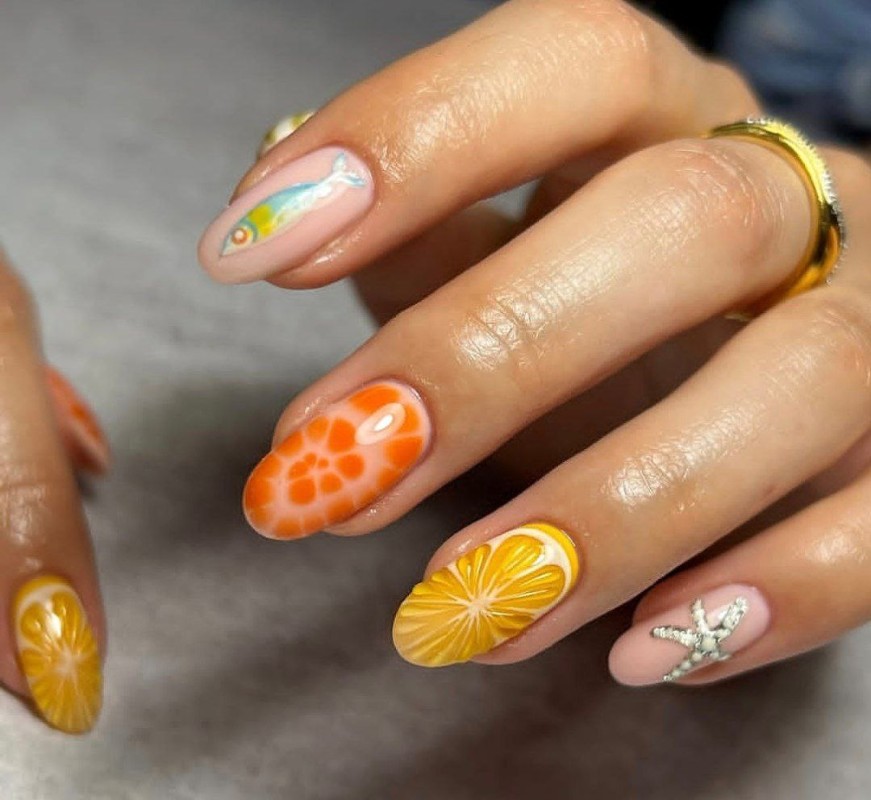 Фото: соцсети / @learnahstarbuck_nailartist