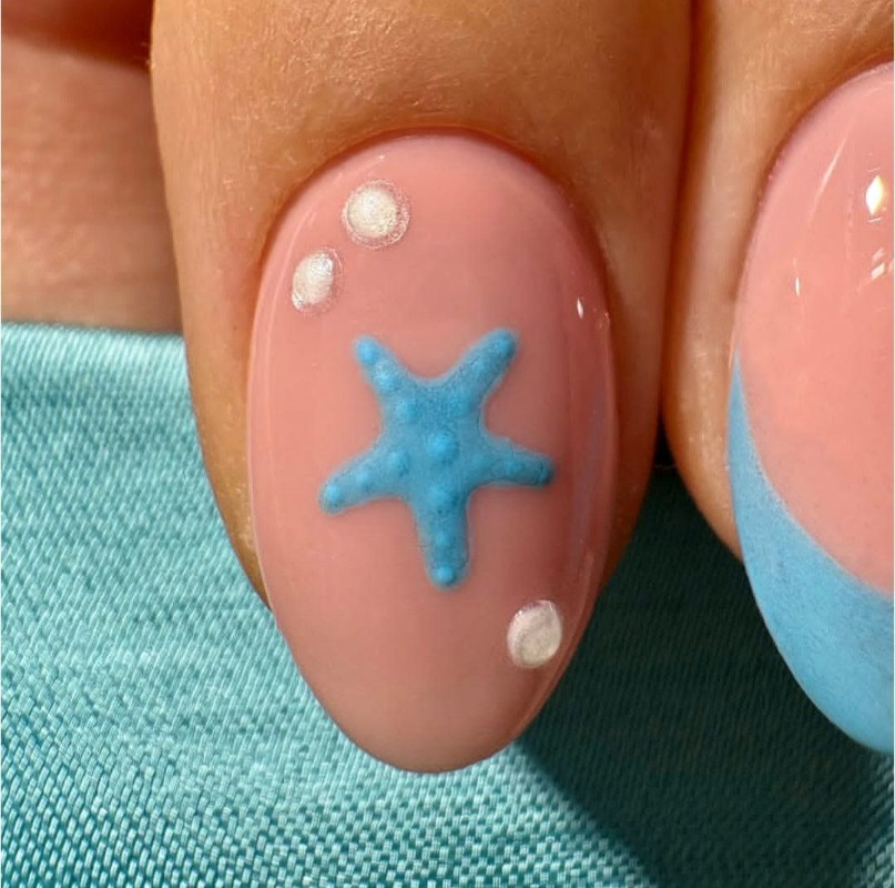 Фото: соцсети / @thenaillologist