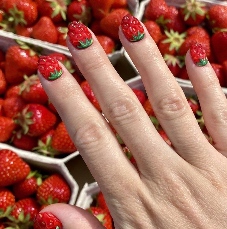 Фото: соцсети / @nailsandcolourss