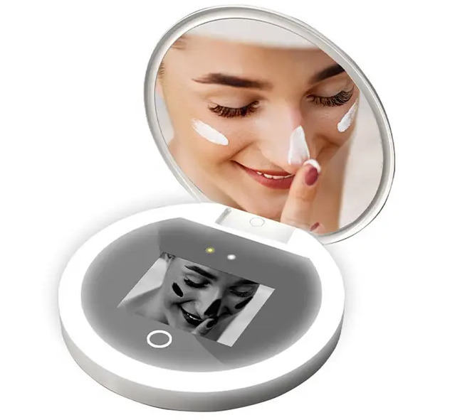 Фото: aliexpress.ru / Компактное зеркало для путешествий с УФ-камерой для солнцезащитного теста