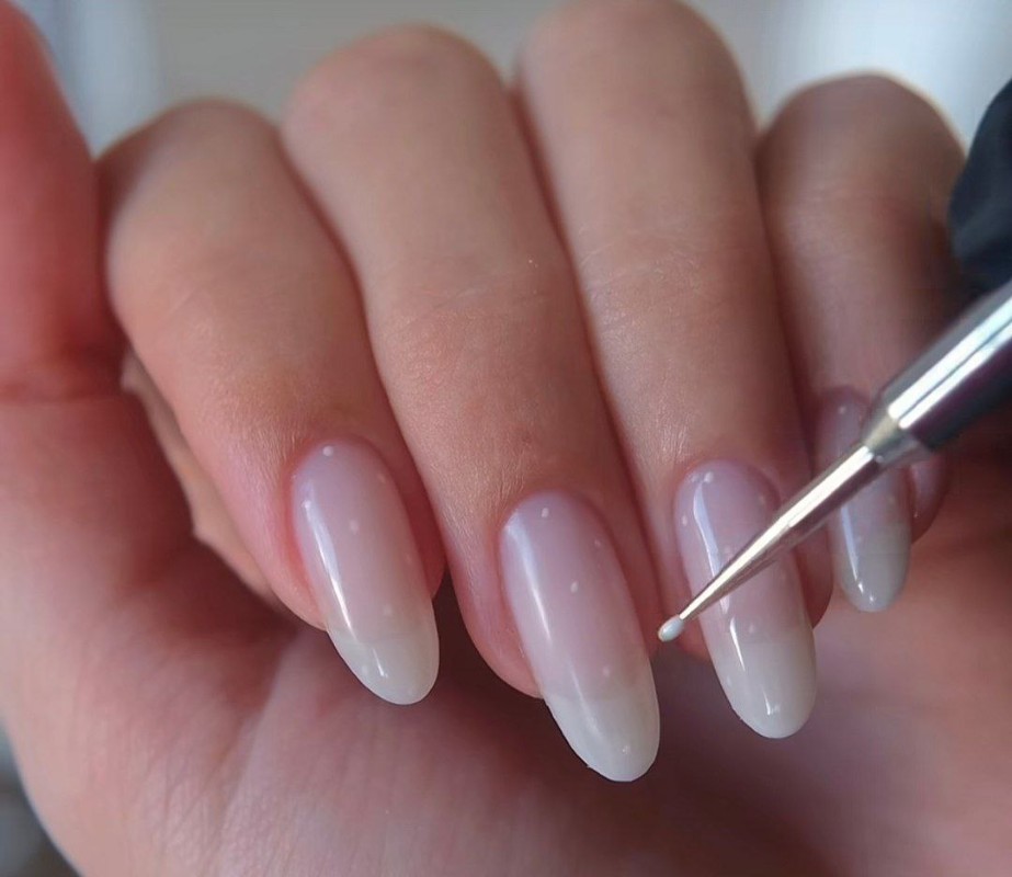 Фото: соцсети / @amberjhnails