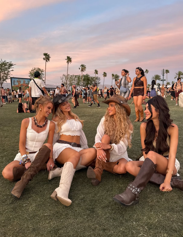 Фото: соцсети @denisebobe