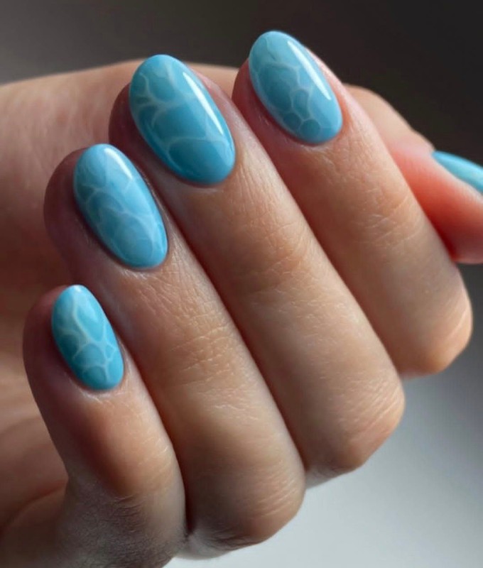 Фото: соцсети / @monmayernails