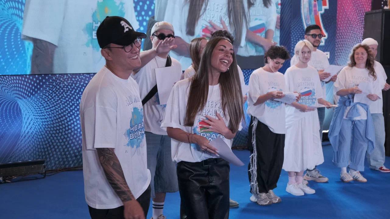 Конкурсанты &#34;Новой волны 2025&#34; на репетиции. Фото: Telegram/@newwave_official