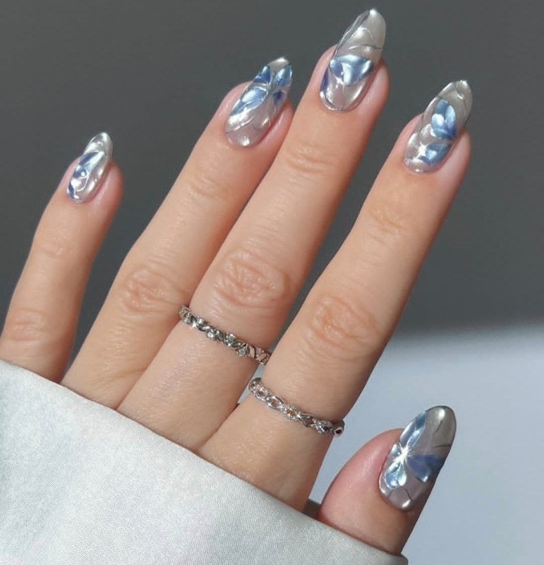 Фото: соцсети / @heygreatnails