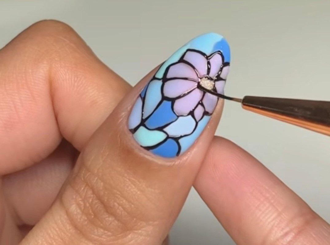 Фото: соцсети / @glossytipped