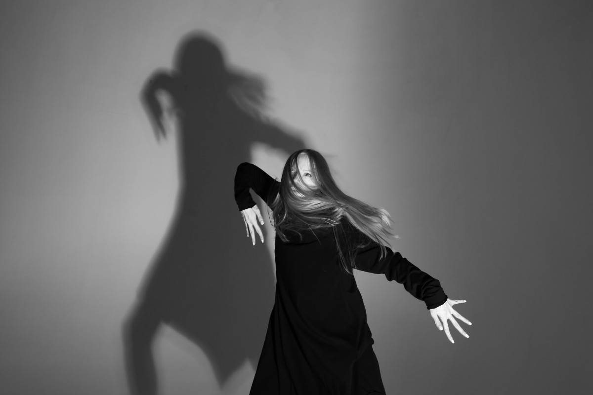 Кадр из съемки серии о перформансе и современном танце. Фото: Наталья Драчинская. Предоставлено Катей Улитиной.