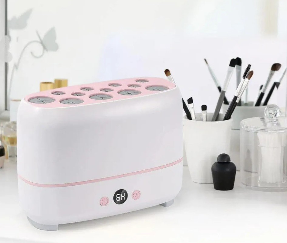 Фото: архивы пресс-службы MigMax. Электрический очиститель и сушилка кистей