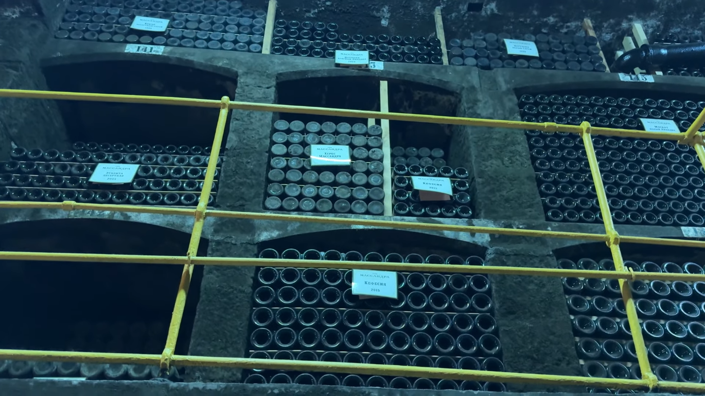 Массандра, Крым. Фото: YouTube / @crimeavlog