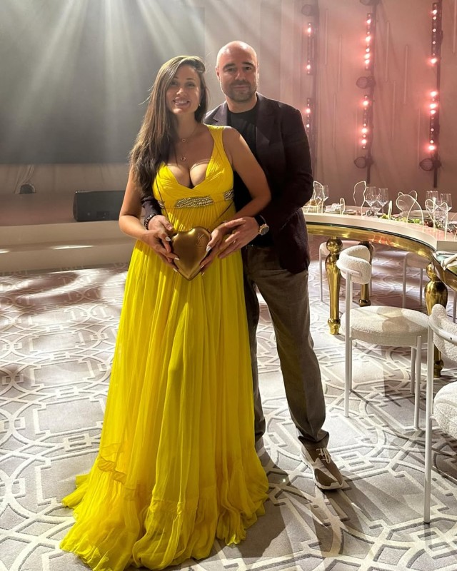 Роман и Елена Товстик Фото: соцсети/@elenatovstik