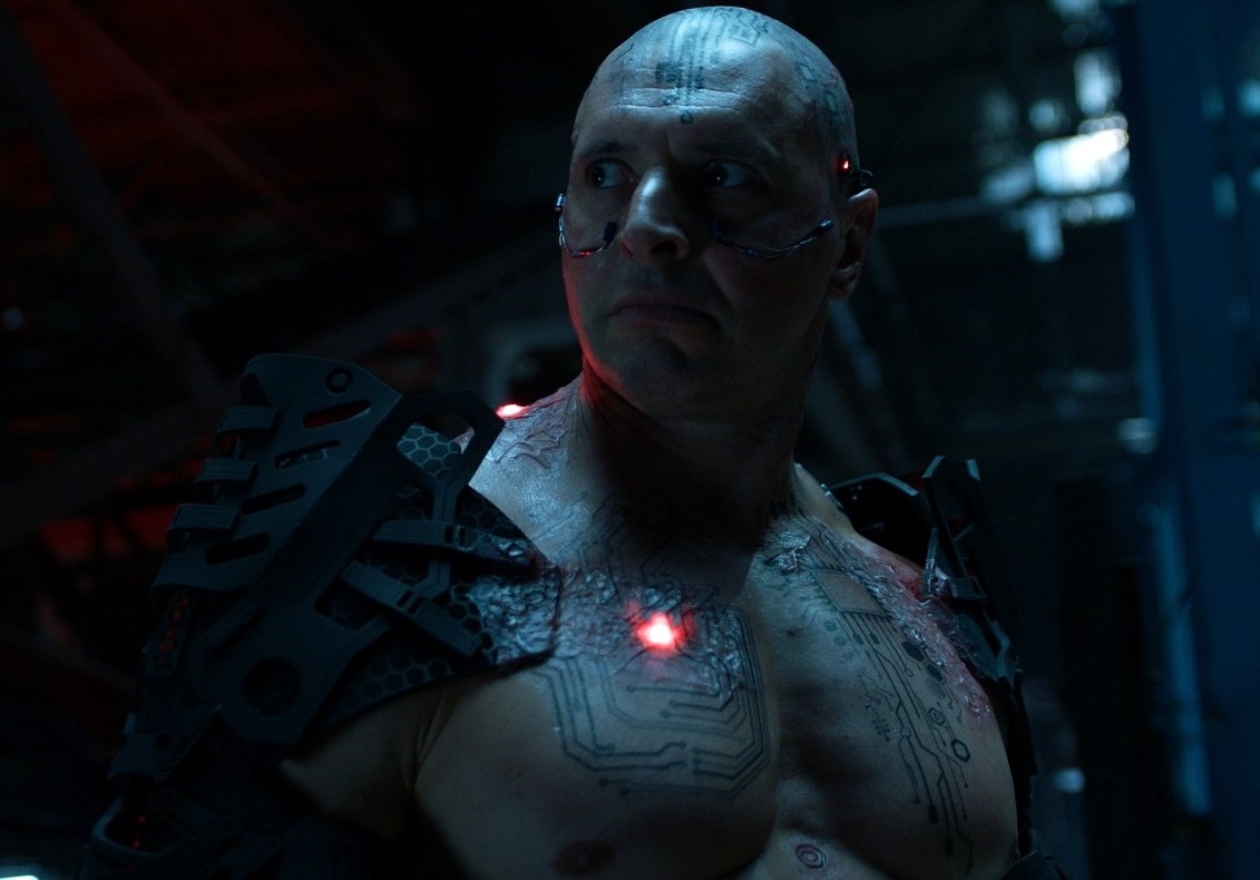 Кадр из фильма &#34;Идентификация&#34; (2025), реж. Серик Бейсеу