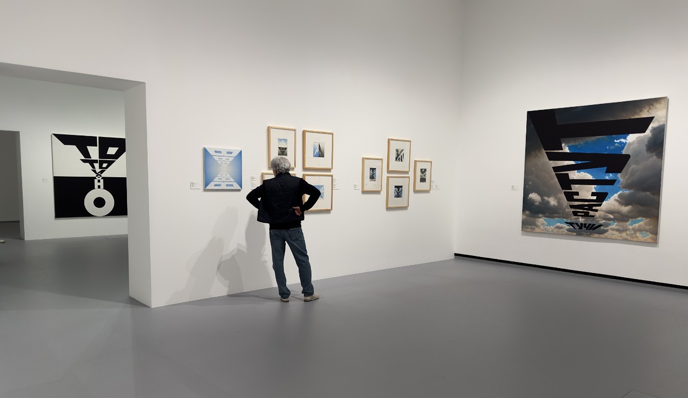 Мультимедиа Арт Музей (МАММ). Выставка &#34;Эрик Булатов. Живу дальше. Лаборатория художника&#34;. Фото: www.legion-media.com