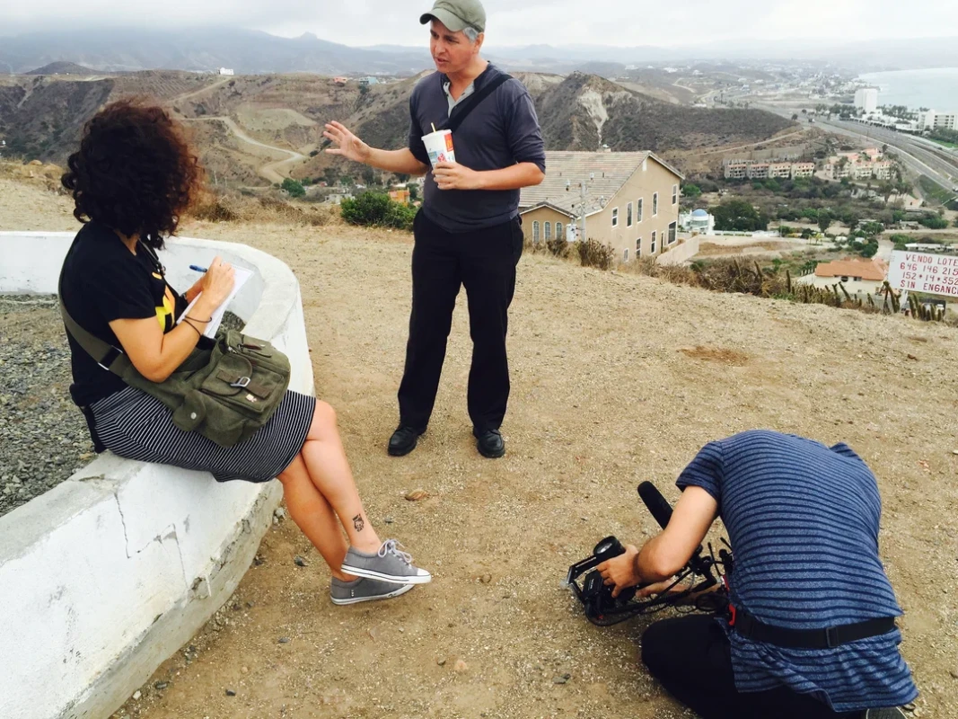 Кадр из фильма &#34;Критика мертва. Да здравствует критика!&#34; (2024), реж. Мэри Луиз Шумахер