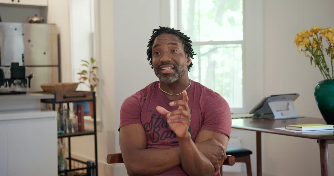 Кадр из фильма &#34;Критика мертва. Да здравствует критика!&#34; (2024), реж. Мэри Луиз Шумахер