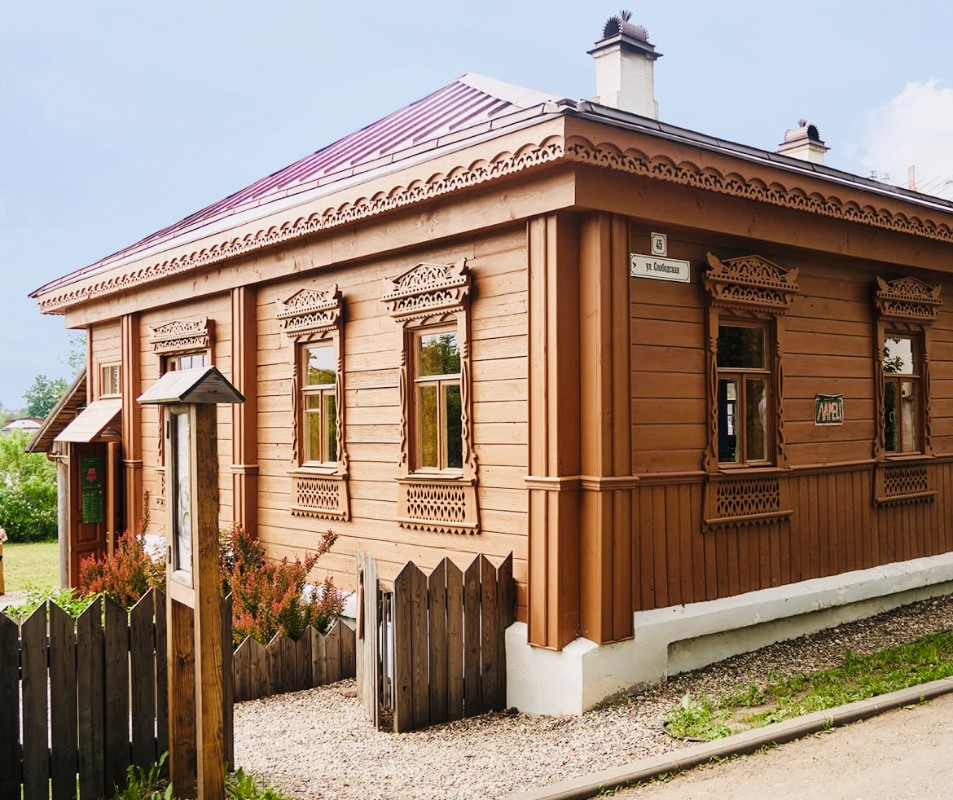 Изба на Слободской улице, где разместился &#34;Ларец&#34;. Фото предоставлено пресс-службой площадки &#34;Ларец&#34;