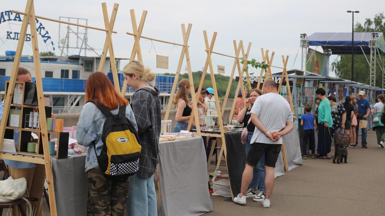 Маркет, организованный в рамках арт-резиденции. Фото предоставлено пресс-службой &#34;Каменки&#34;