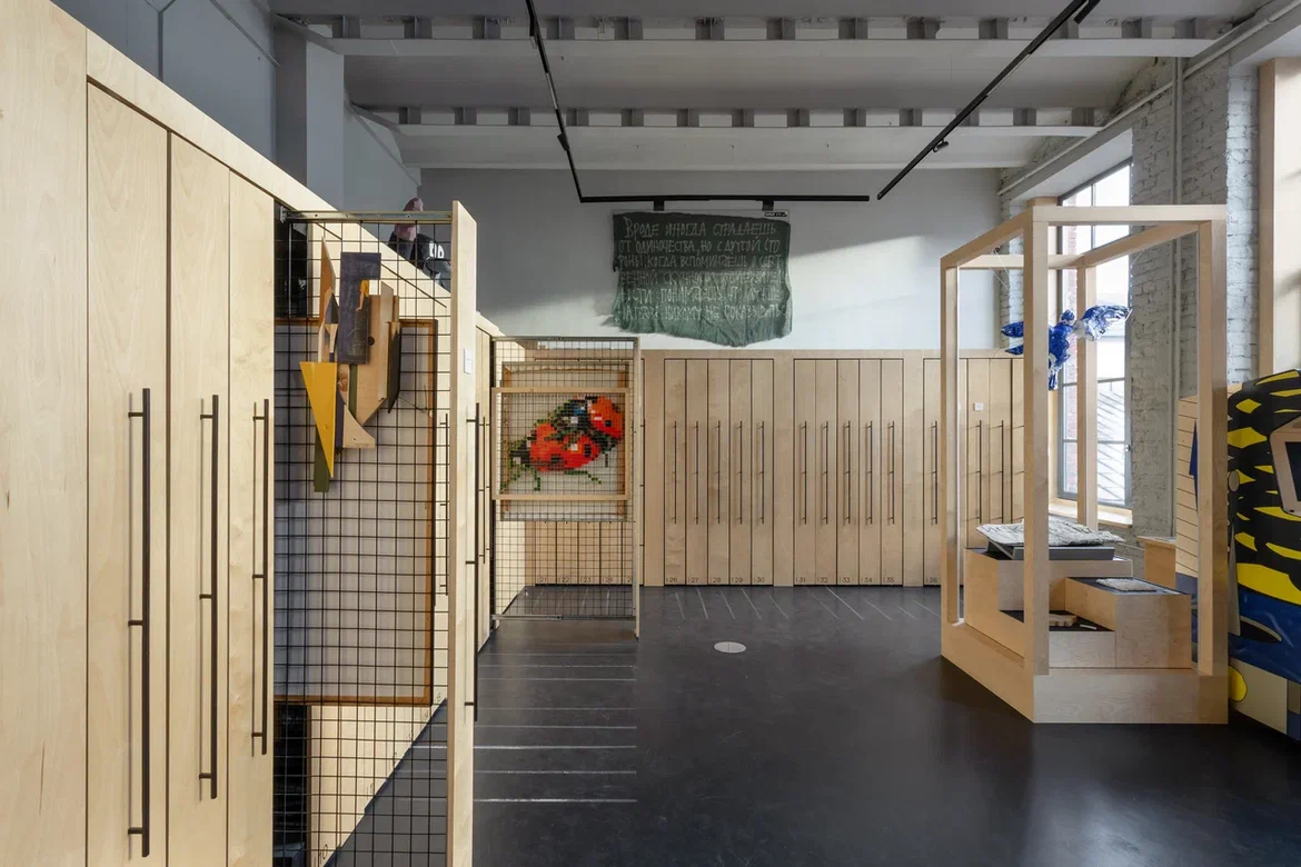 Выставочное пространство "Стрит-арт хранения" в Санкт-Петербурге. Фото: Анна Скударь. Предоставлено пресс-службой САХ