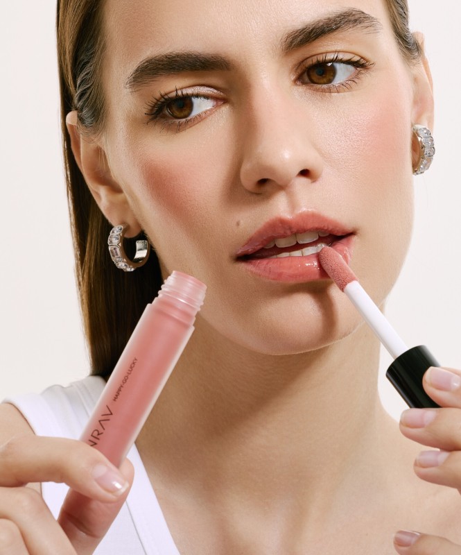 Фото: архивы пресс-службы NRAV. Блеск для губ