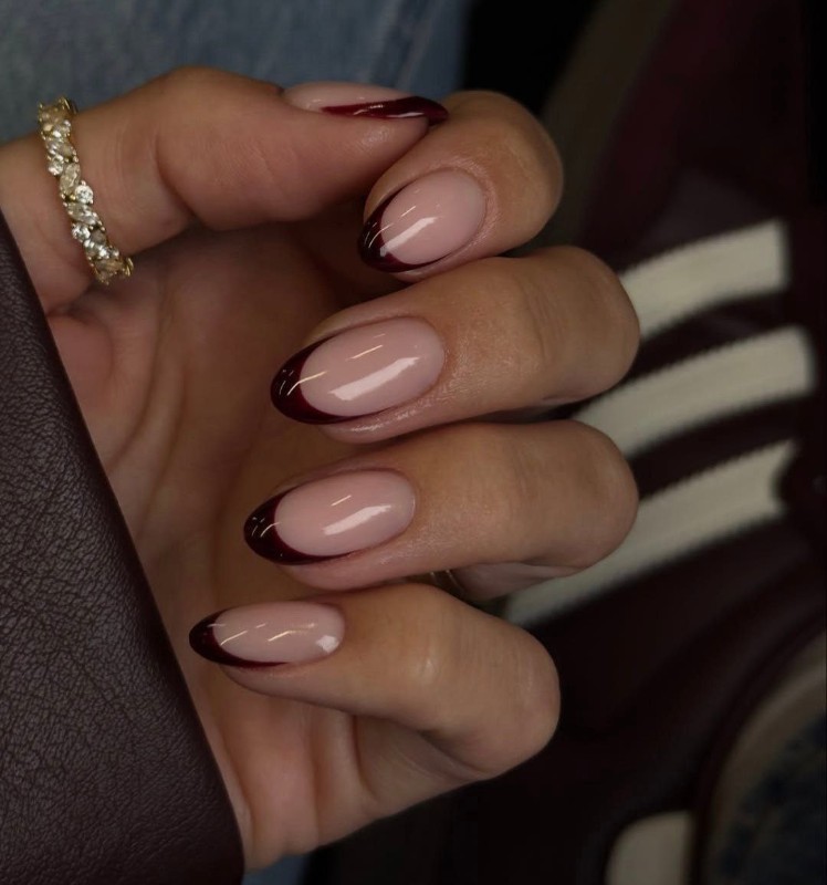 Фото: соцсети / @nails.by.iz_