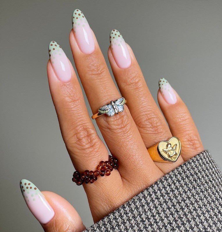 Фото: соцсети / @sansungnails