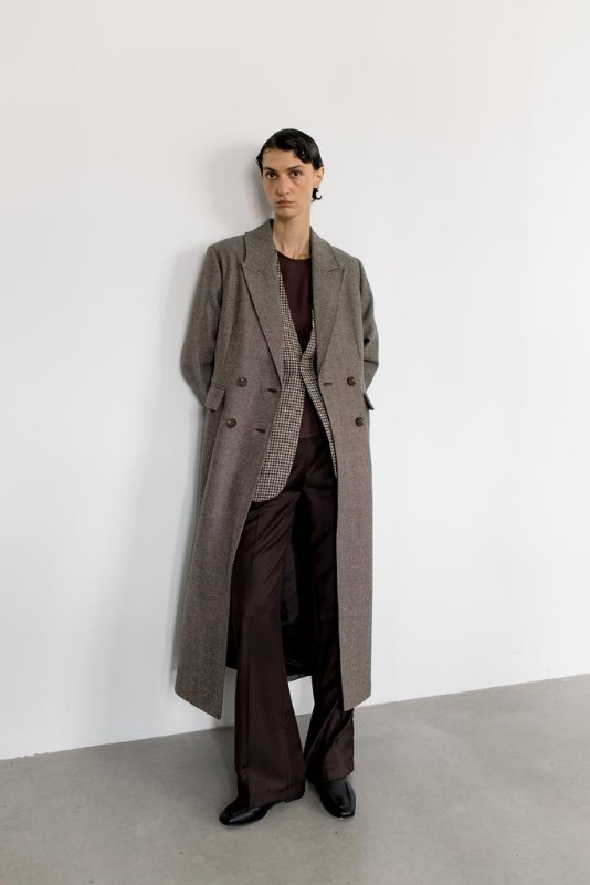 Timeless classic и "то самое" пальто: интервью с основательницей бренда 5 o’COAT Екатериной Малковой Timeless classic и "то самое" пальто: интервью с основательницей бренда 5 o’COAT Екатериной Малковой