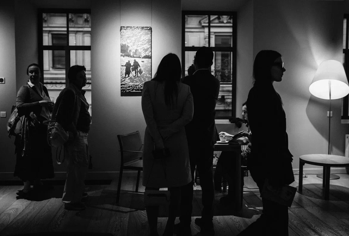 На фото: открытие выставки ""Да" или "Нет" не говорите, черное с белым не берите" (0+). Фото: Lena Lookan. Предоставлено пресс-службой Фонда MaxArt