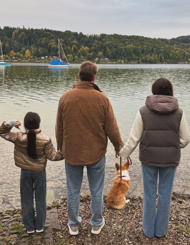 Алексей Воробьев и Аида Гарифуллина с дочерью Оливией. Фото: Фото: соцсети/@mr.alexsparrow