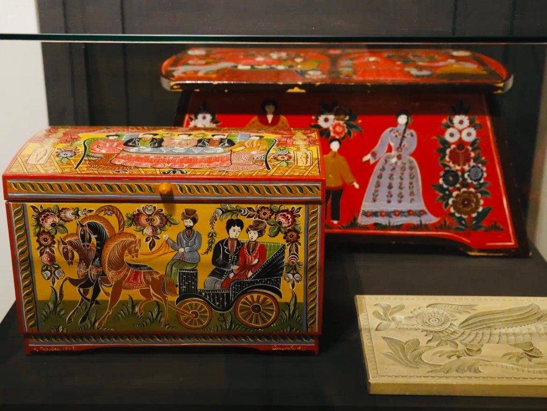 Фрагмент экспозиции выставки "Смыслы и промыслы" в Тульском музейном объединении. Фото предоставлено пресс-службой РОСИЗО