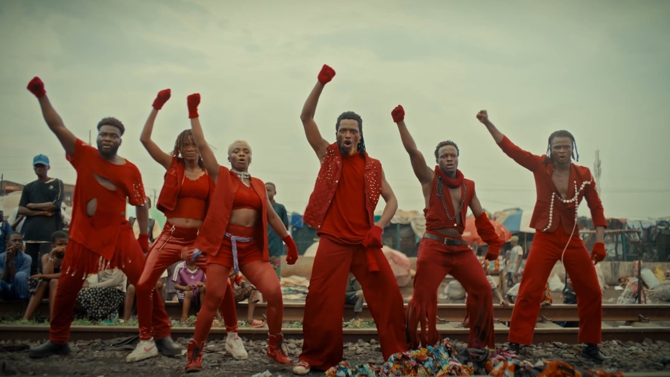 Кадр из фильма Дело было в Нигерии&#34; (реж. Эма Эдосио-Дилен, 2025). Предоставлено пресс-службой The Art Film Festival