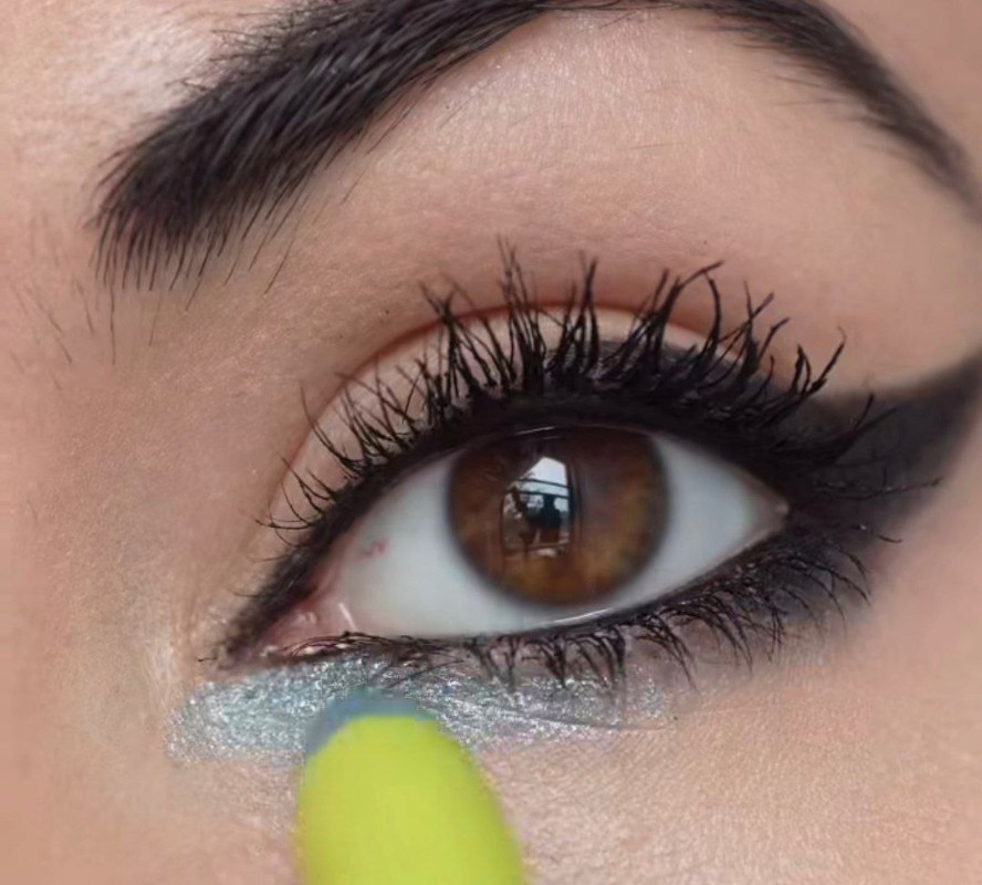 Фото: соцсети / @sosodoesmakeup