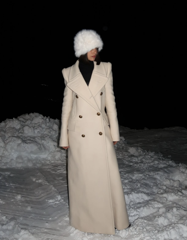 Зима без серости: 4 идеи женственных и теплых образов от fashion-инфлюенсеров Зима без серости: 4 идеи женственных и теплых образов от fashion-инфлюенсеров